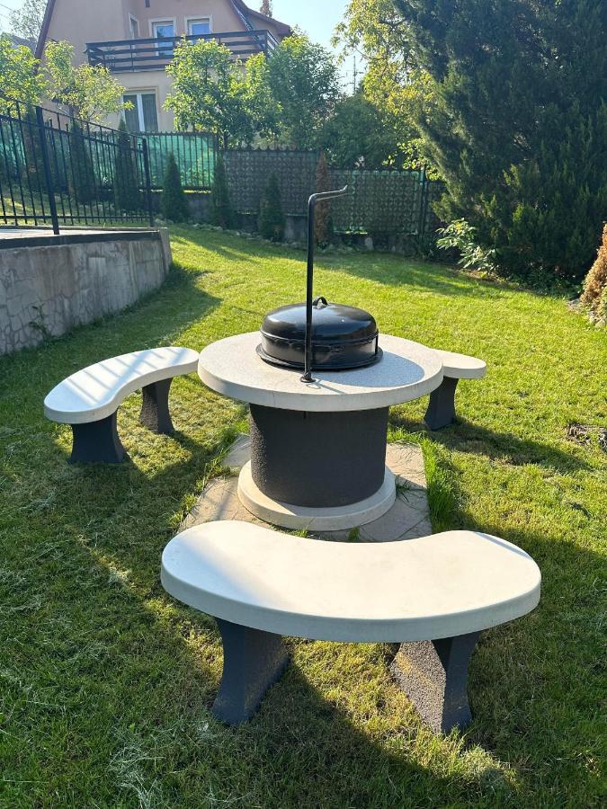Fenyo Apartman Miskolctapolca Buitenkant foto