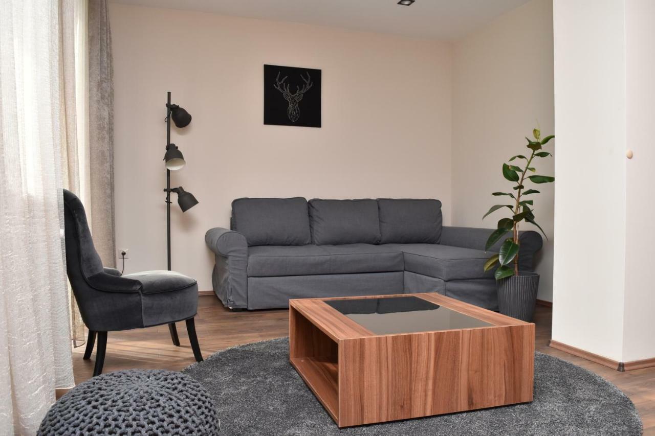 Fenyo Apartman Miskolctapolca Buitenkant foto